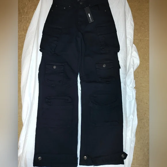 Black Cargo Pants - Picture 4 of 4